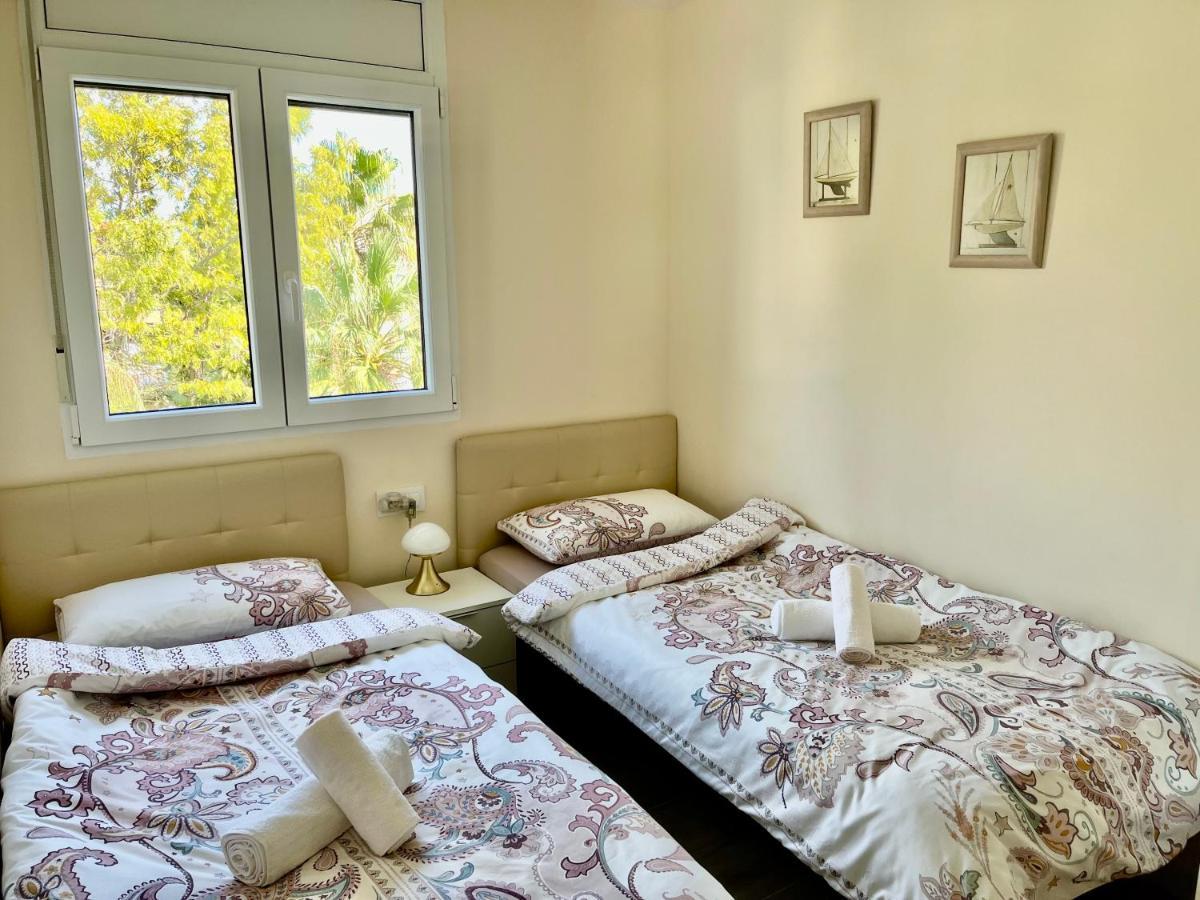 Apartment In Salou Next To The Beach For Families,Wifi Kültér fotó